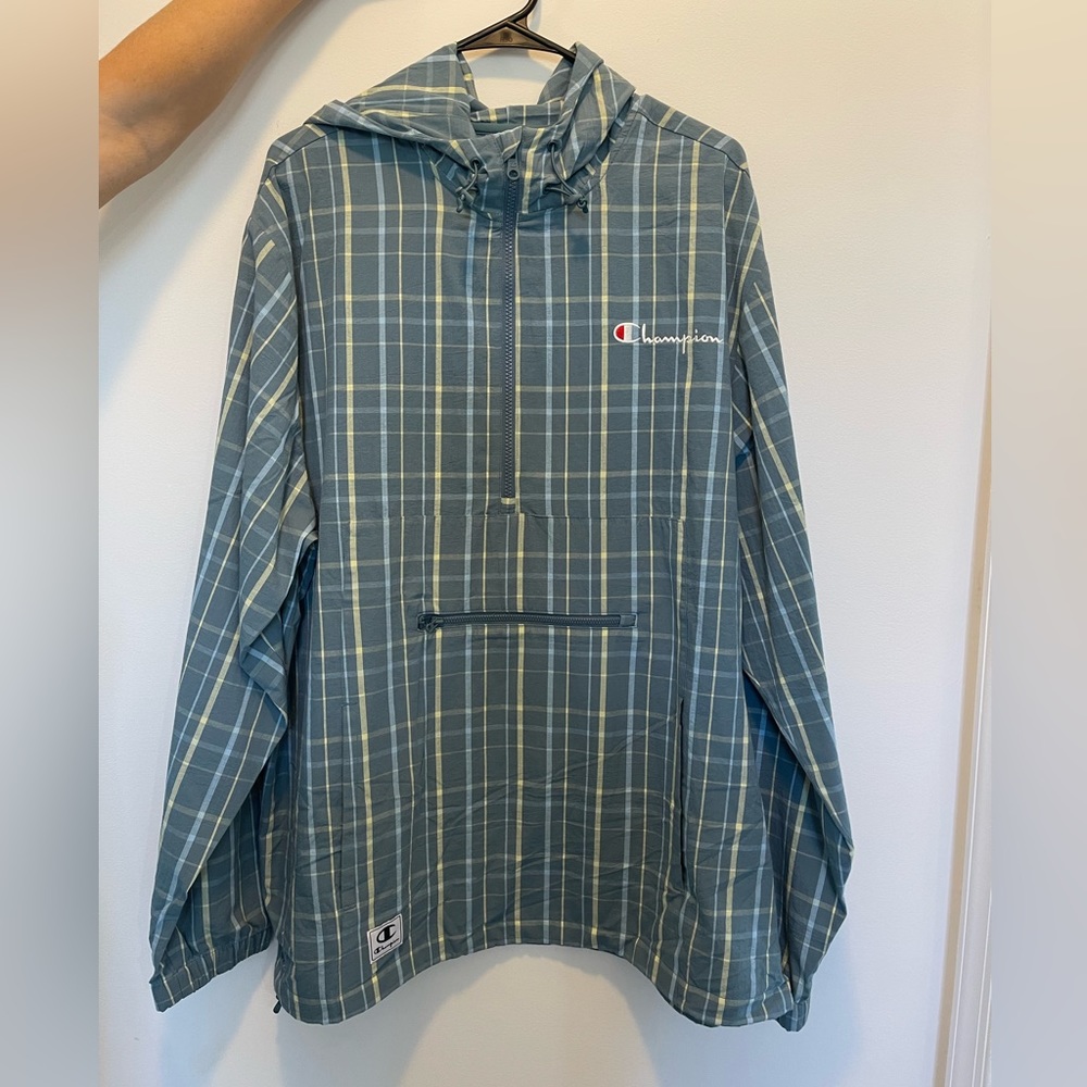 Champion Men’s large Windbreaker